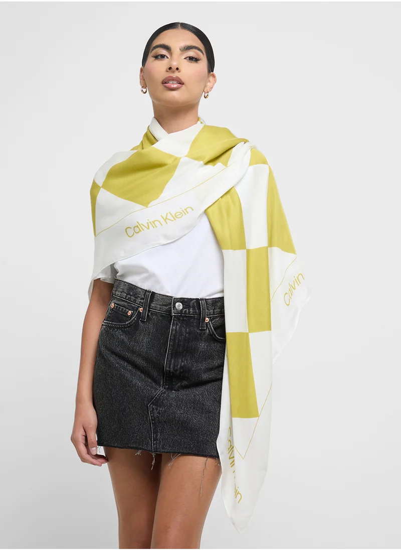 CALVIN KLEIN QUILT PRINT SQUARE SCARF