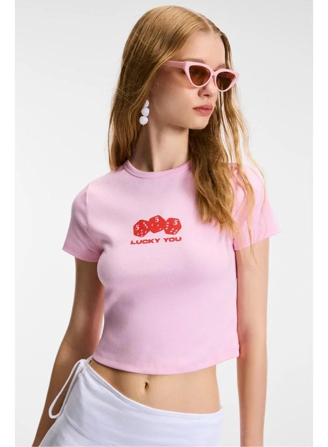Ethiquet NOVELLE Women's Bike Neck Short Sleeve Front-Printed Crop Pink T-Shirt.