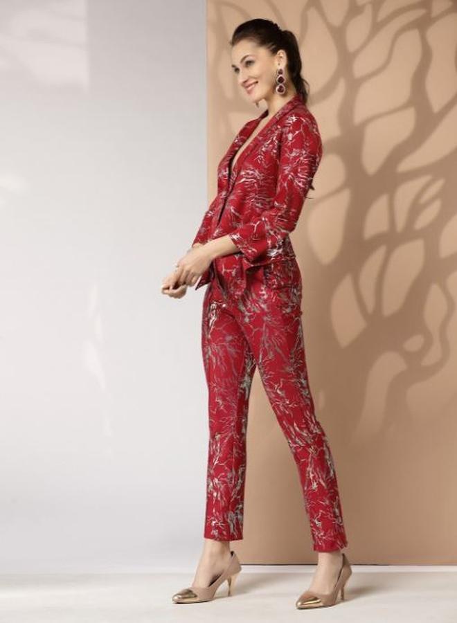 Kassually Kassually Foil Print Regular Fit Blazer and Tapered Pants Co-Ords  - Image 2