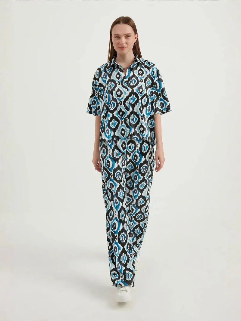 زوبعة قميص ساتان بأكمام قصيرة فضفاض بوهيمي