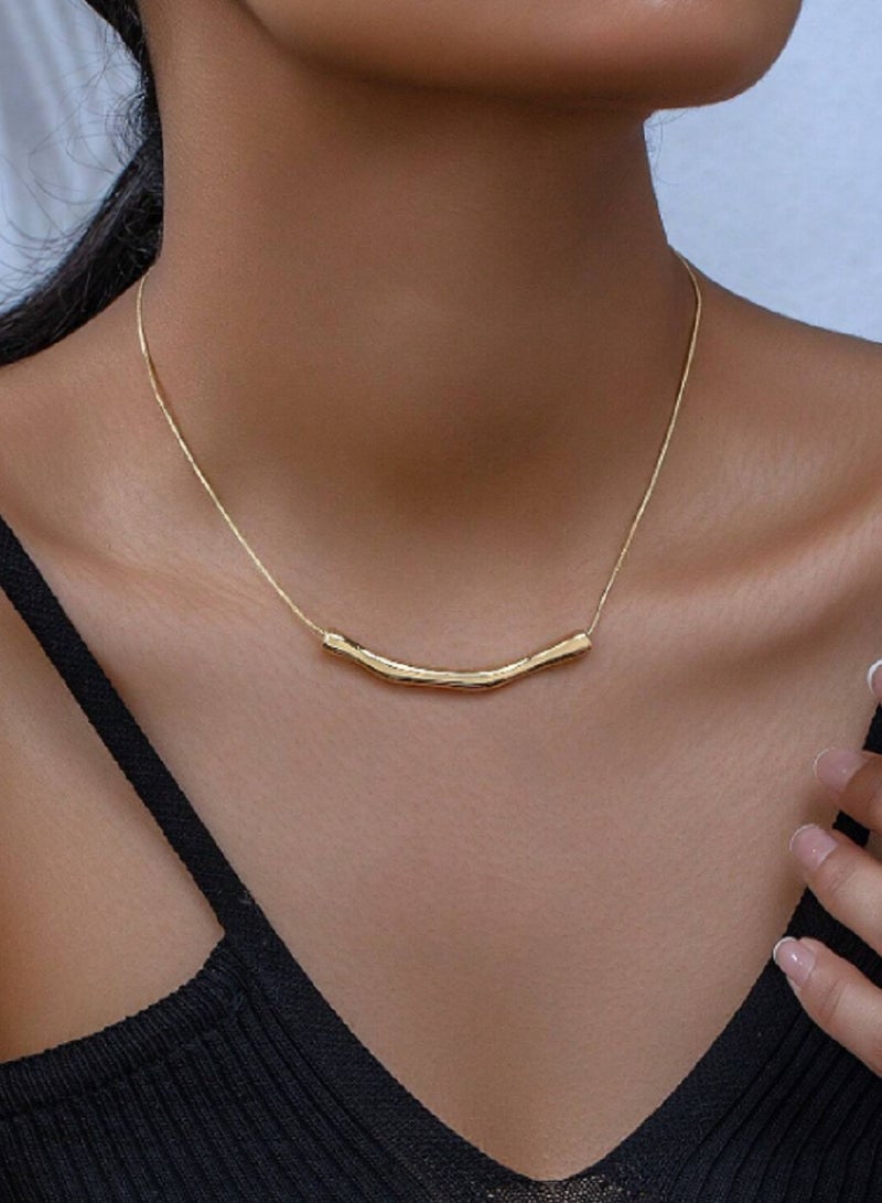 مانيكان قلادة نسائية أنيقة من الفولاذ المقاوم للصدأ بتصميم شريط ذهبي بسيط - Image 4