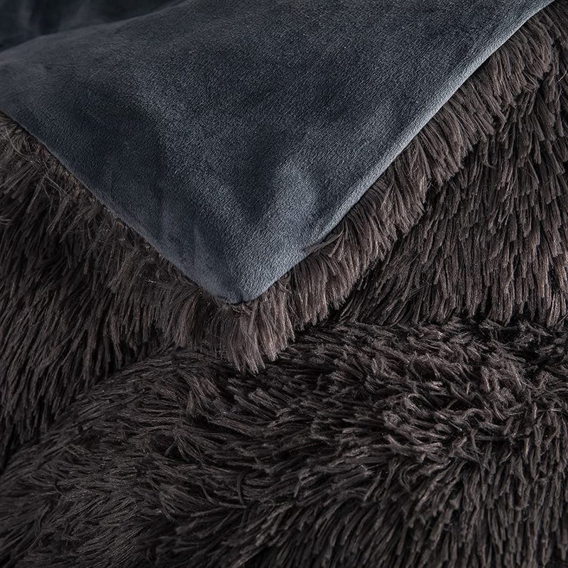 chovy مجموعة لحاف شوفى من الفرو الصناعي الرمادي - ناعمة للغاية من الفلانيل المخملي الفاخر 3 قطع (لحاف x 1، أغطية وسائد x 2) بحجم توأم/كامل - Image 5