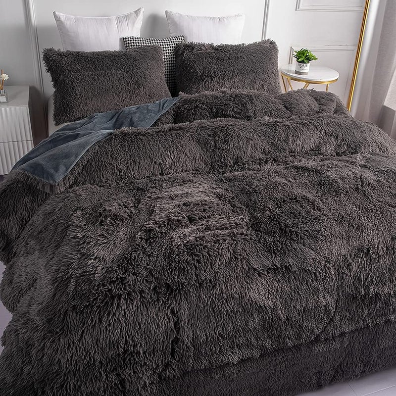 chovy مجموعة لحاف شوفى من الفرو الصناعي الرمادي - ناعمة للغاية من الفلانيل المخملي الفاخر 3 قطع (لحاف x 1، أغطية وسائد x 2) بحجم توأم/كامل - Image 3