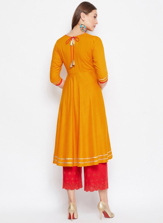 WineRed كُرتا أناركالي مطرزة باللون الخردل للنساء - Image 5