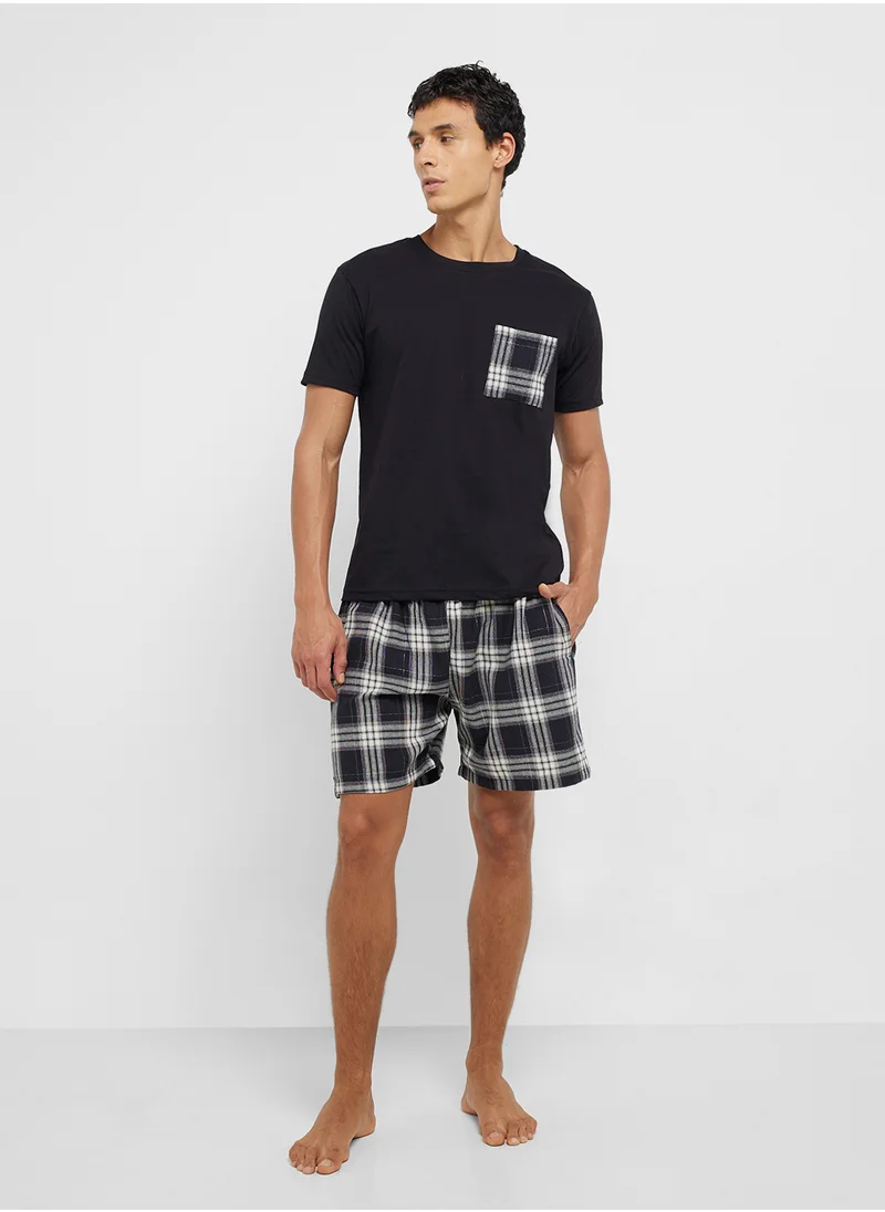 سفنتي فايف Nightwear T-Shirt & Shorts Set