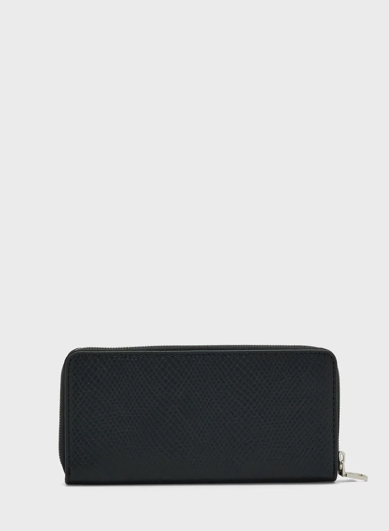 Calvin Klein Jeans Sculpted Zip Around Wallet