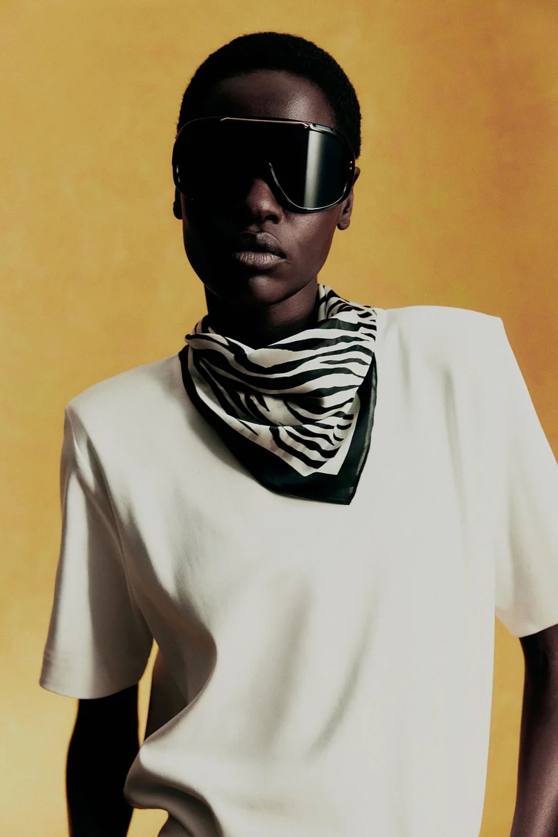 H&M Patterned Scarf