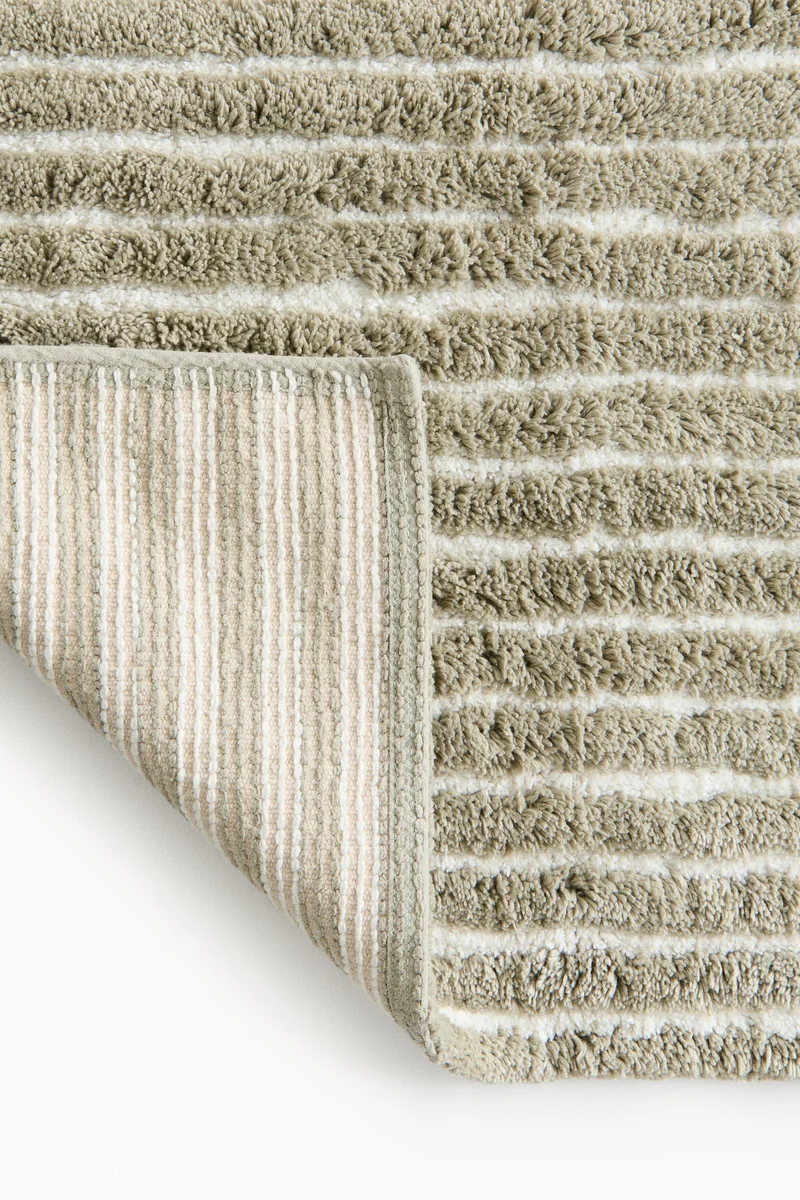 H&M Tufted cotton bath mat