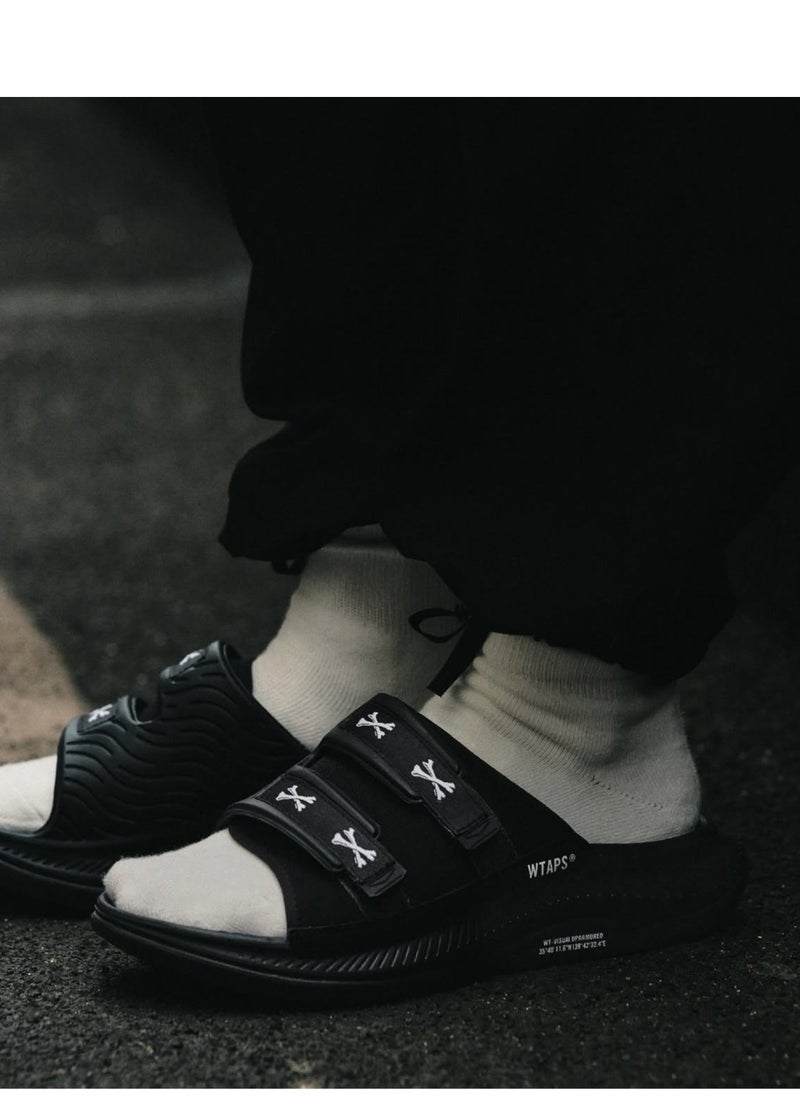 هوكا WTAPS X HOKA Ora Luxe صندل فيلكرو قابل للتعديل - أسود | صندل صيفي مريح للرجال/النساء للشاطئ، العطلات والملابس اليومية  - Image 3