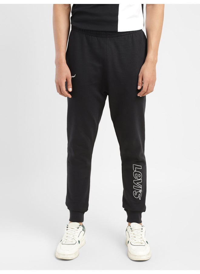 Levi's بنطال رياضي للرجال باللون الأسود بقصة عادية  - Image 2