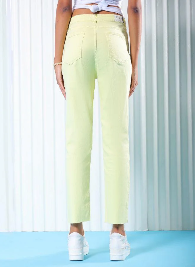 مرفوعة Women Straight Fit Solid High-Rise Jeans