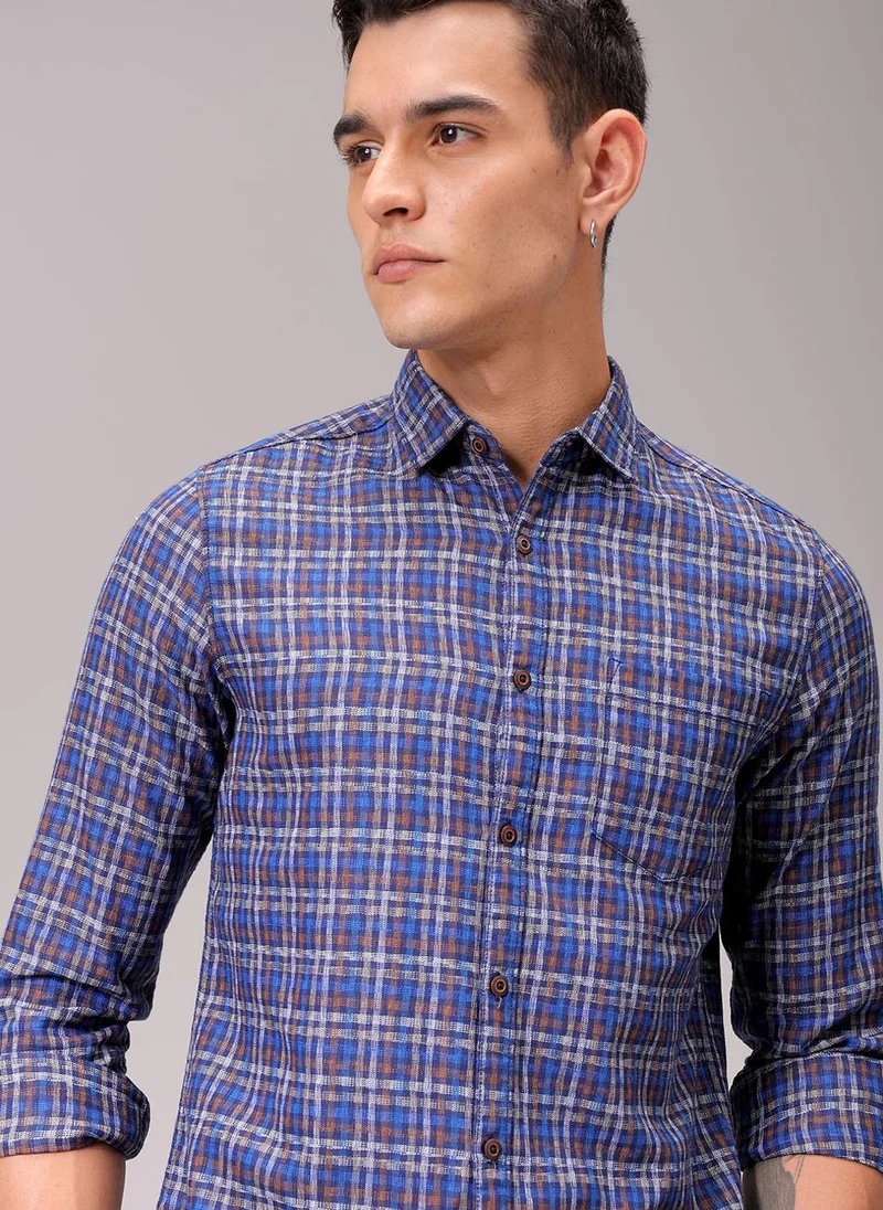 The Indian Garage Co Men Slim Fit Checkered Full Sleeves Cutaway Collar Casual Shirt