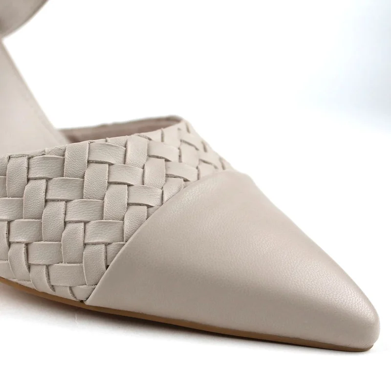 milano Aaralyn Pumps