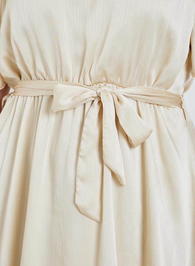 Styli Plus Size Satin Midi Dress with Tie-Belt - Image 4
