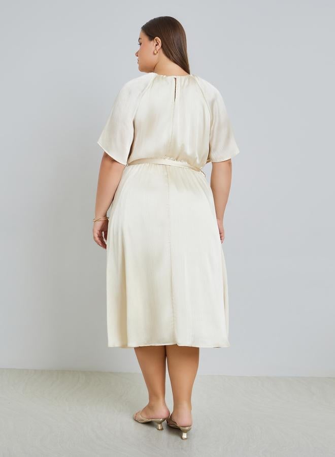 Styli Plus Size Satin Midi Dress with Tie-Belt - Image 5