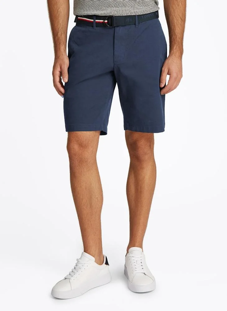 تومي هيلفيغر Essential Brooklyn Twill Shorts With Belt