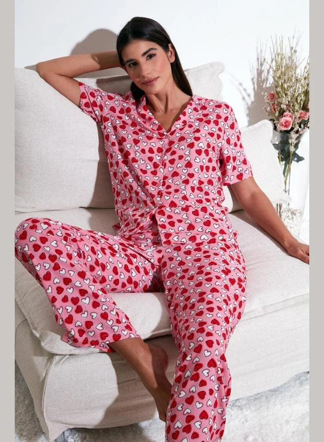 ليلا طقم بيجامة نسائي بأكمام قصيرة وياقة أحادية وساق واسعة من ليلا