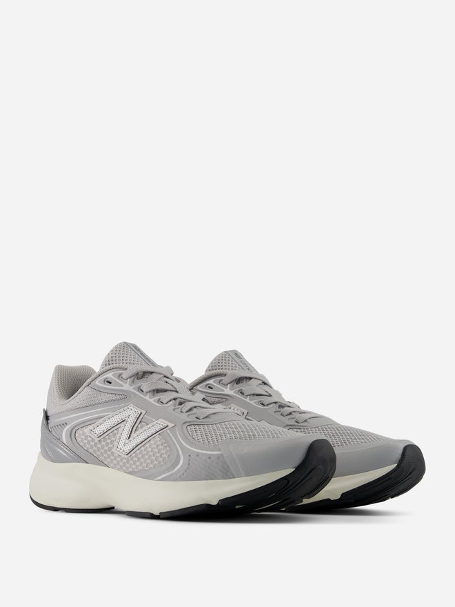 New Balance Amaste Shoes - Image 4