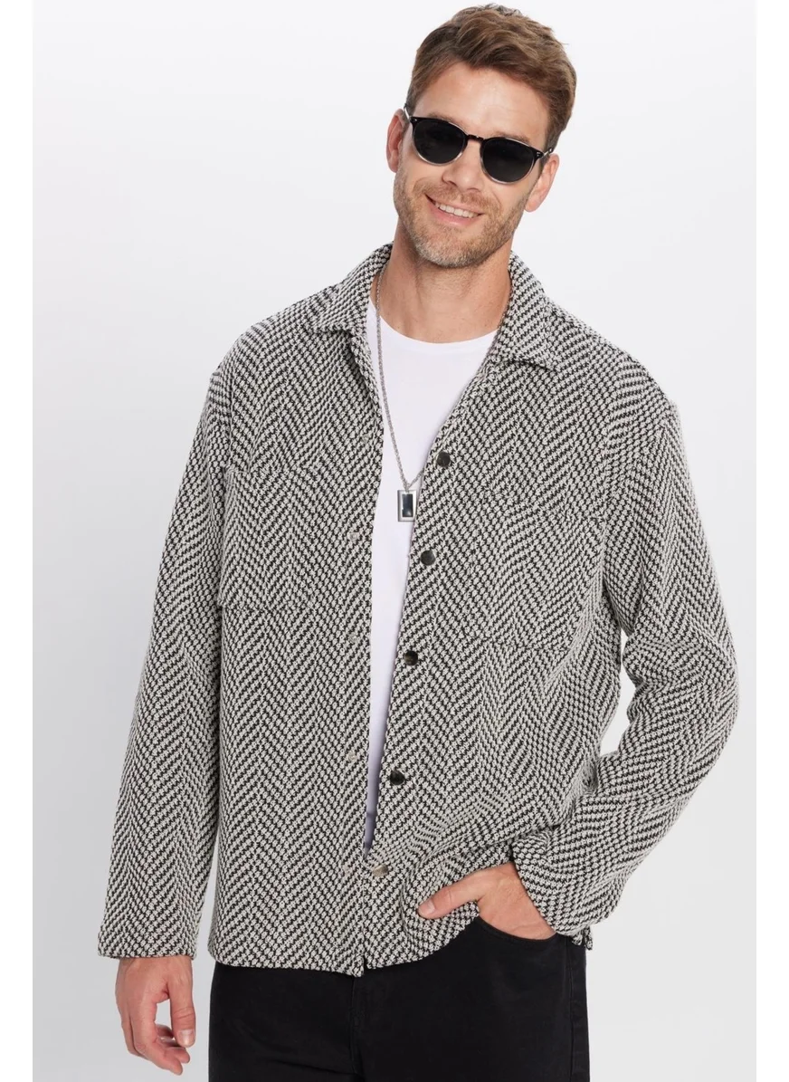 Tudors Men's Relax Fit Casual Cut Knitted Double Pocket Snap Button Dobby Shirt