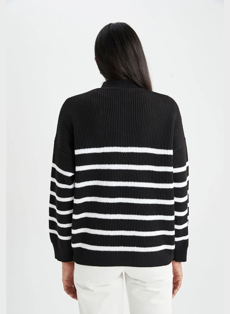 DeFacto Regular Fit Stripe Detailed Zipper Sweater