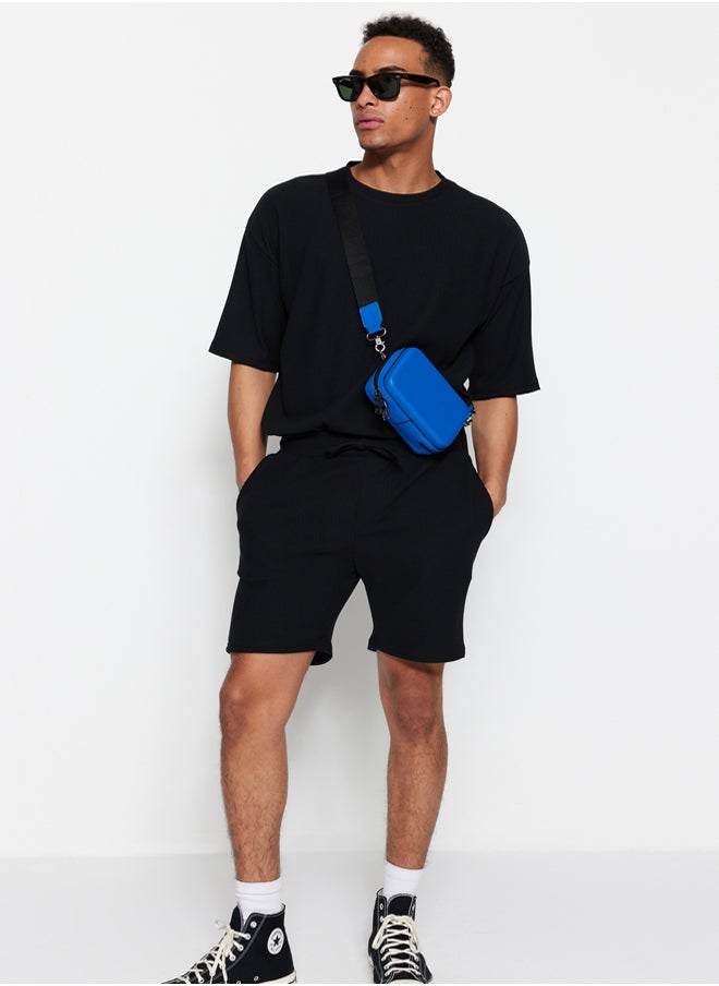 trendyol Basic Black Regular Cut Medium Length Lace Up Textured Wrinkle Resistant Ottoman Shorts  - Image 4