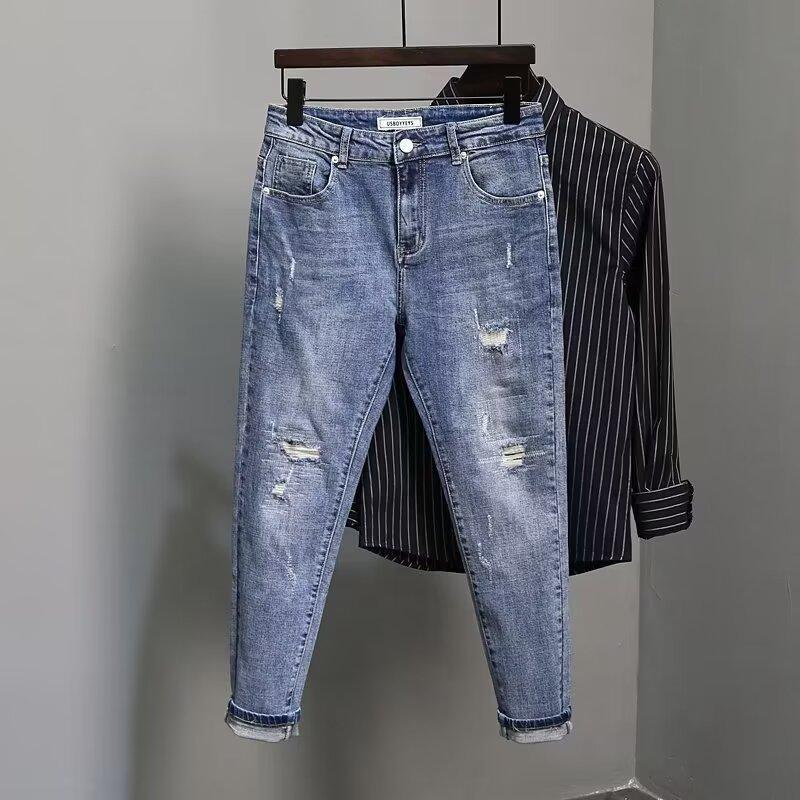 Unisex Classic Denim Jeans Loose Fit Daily Outdoor Wear - Image 2