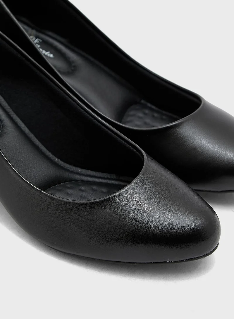 MODARE Macie Pumps