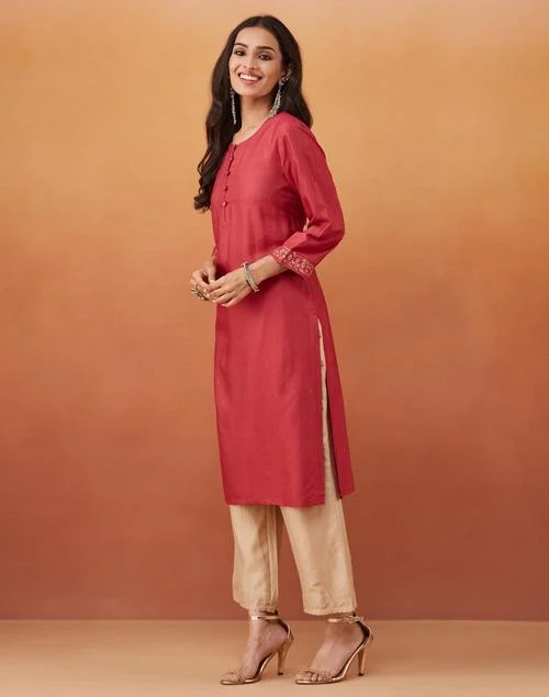 Fabindia Red Viscose Silk Embroidered Knee Length Kurta