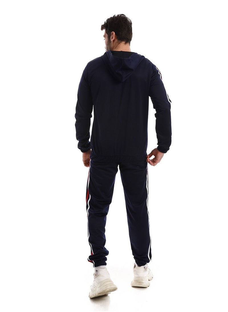 Caesar - Hoodie With Pants Training Suit And Lined Design - Image 1