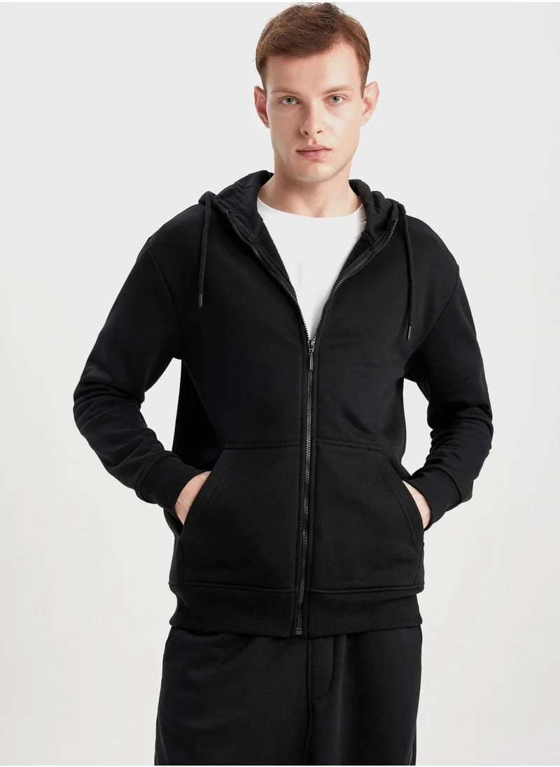 ديفاكتو Man Regular Fit Sweatshirt