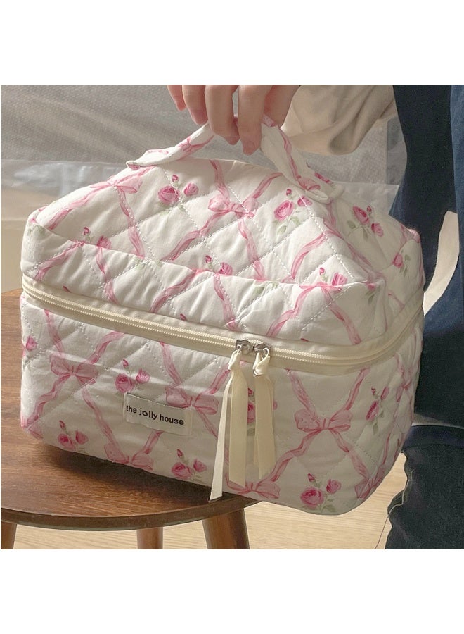 حقيبة مكياج كبيرة مبطنة من 3 قطع للنساء والفتيات، حقيبة مستحضرات تجميل قطنية جميلة مزينة بأزهار، حقائب أدوات الزينة المنظمة للسفر (أقواس وردية) - Image 2