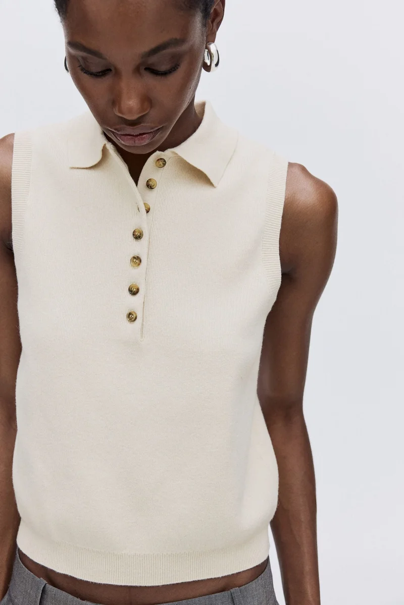 H&M Collared sweater vest