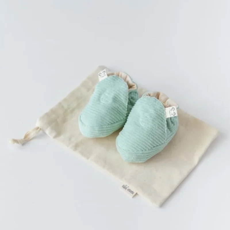 ماما يويو Velvet Booties - Mint - Non-Slip Sole