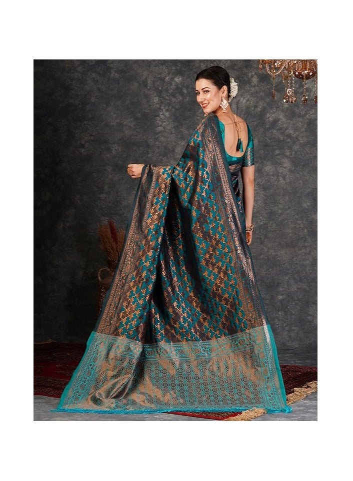 مملكة الإكسسوارات ساري كانجيفارام ناعم من باناراسي جاكار للنساء من مجموعة أكسسورايز كينجدوم مع قطعة بلوزة غير مخيطة - Image 3