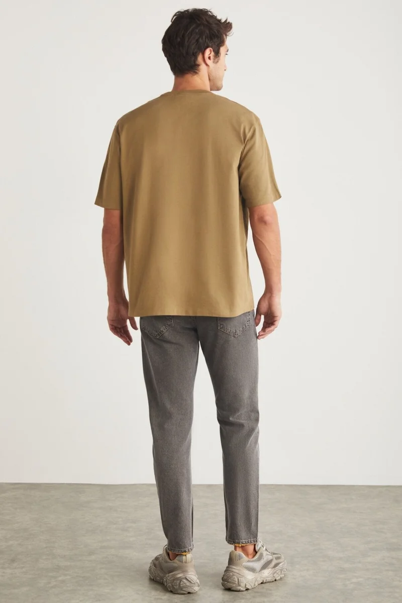 جريميلانج Blas Men's Basic Oversize 100% Cotton Organic Cotton Knitted Crew Neck Camel T-shirt