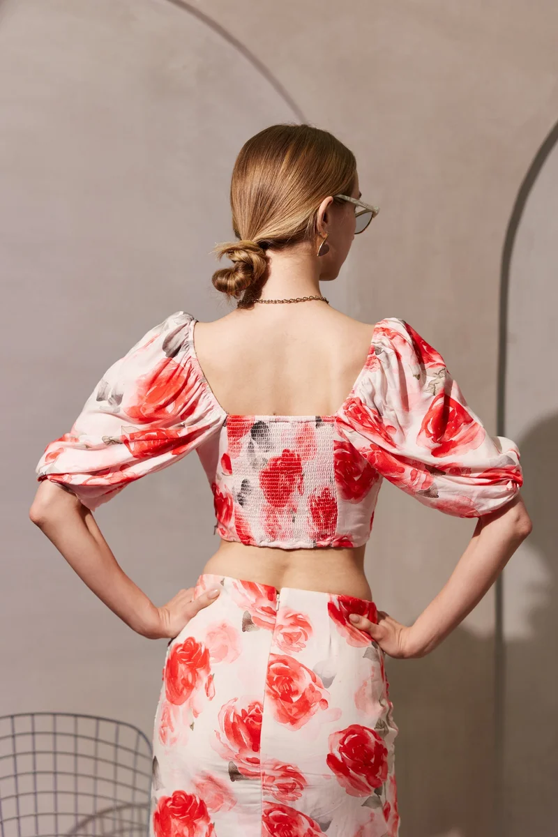 فيرجيو Viscose Floral Party Wear Front Knotted Tops for Women