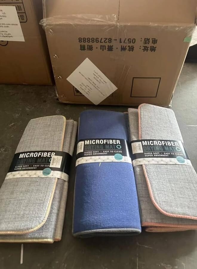 "Microfiber Lined Dish Drying Towel - Efficient Dish Drying (Random Shape)"