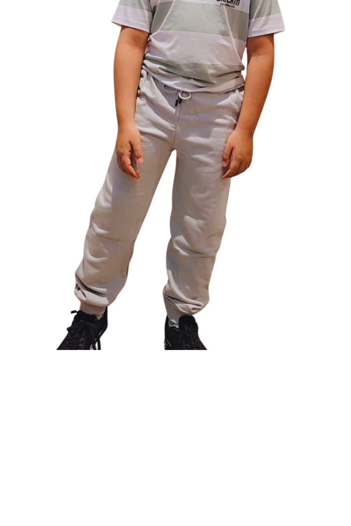 بنطال رياضي رمادي للأولاد - Image 3