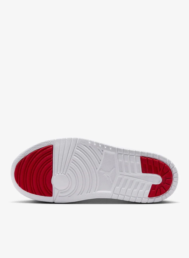 Jordan BLACK/WHITE-GYM RED JORDAN COURT CONNECT LOW BP  | Best Price UAE