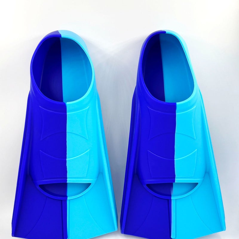 دولفين زعانف قصيرة للتدريب على السباحة من السيليكون مقاس XS (30-32)، لبني & أزرق