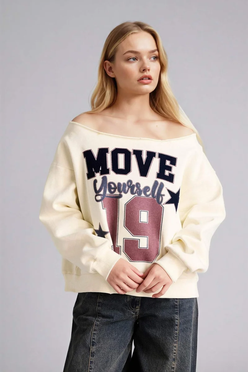 ديفاكتو Oversize Fit Printed Long Sleeve Sweatshirt