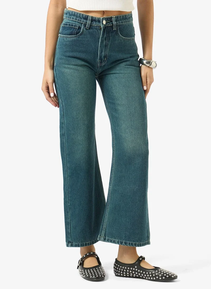 Mid Rise Wide Leg Ankle Length Jeans