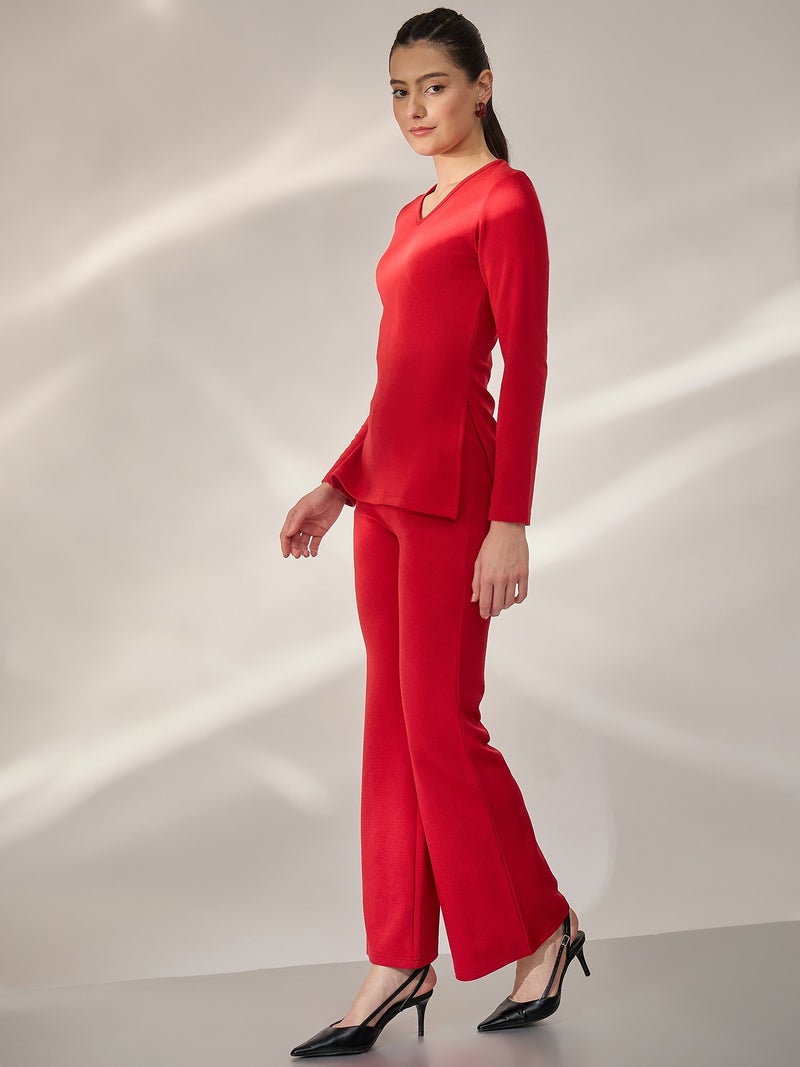 بانيت طقم متناسق (Co-ord Set) بلوزة حمراء مضلّعة ومحكمة (Fitted) مع بنطلون - Image 2