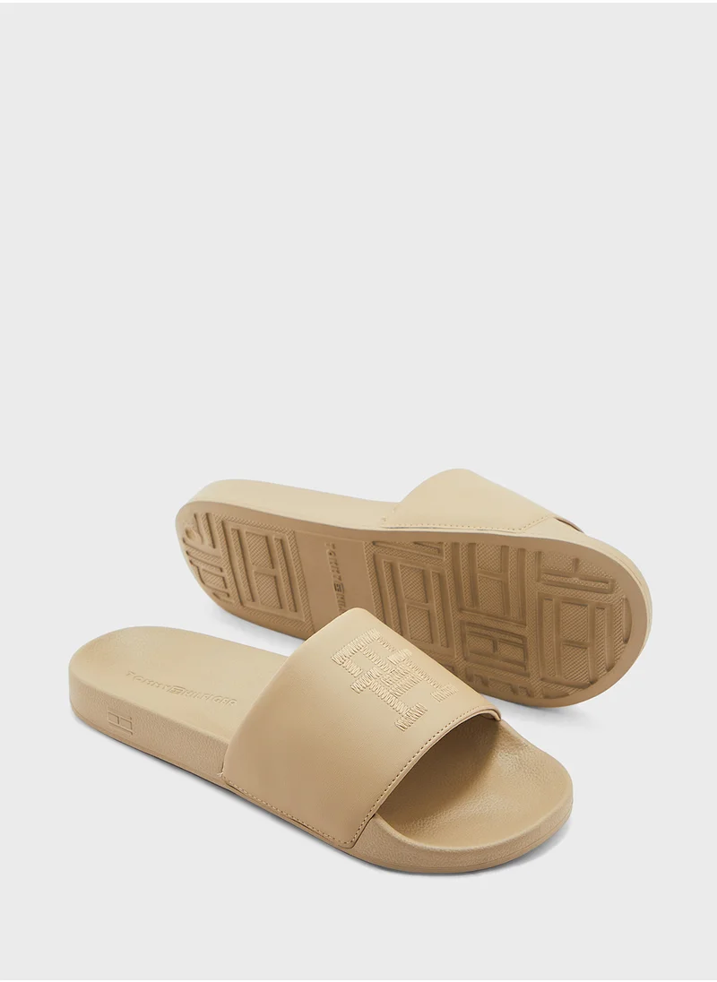 تومي هيلفيغر One Strap Flip Flops
