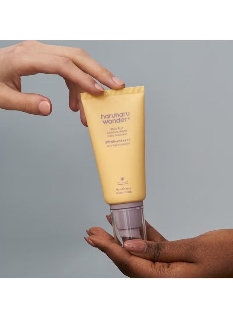 haruharu Wonder Black Rice Moisture Airyfit Daily Sunscreen For All Skin Type 50Ml, Reef Safe Formula, Non-Greasy Velvet Finish, spf 50 - Image 2