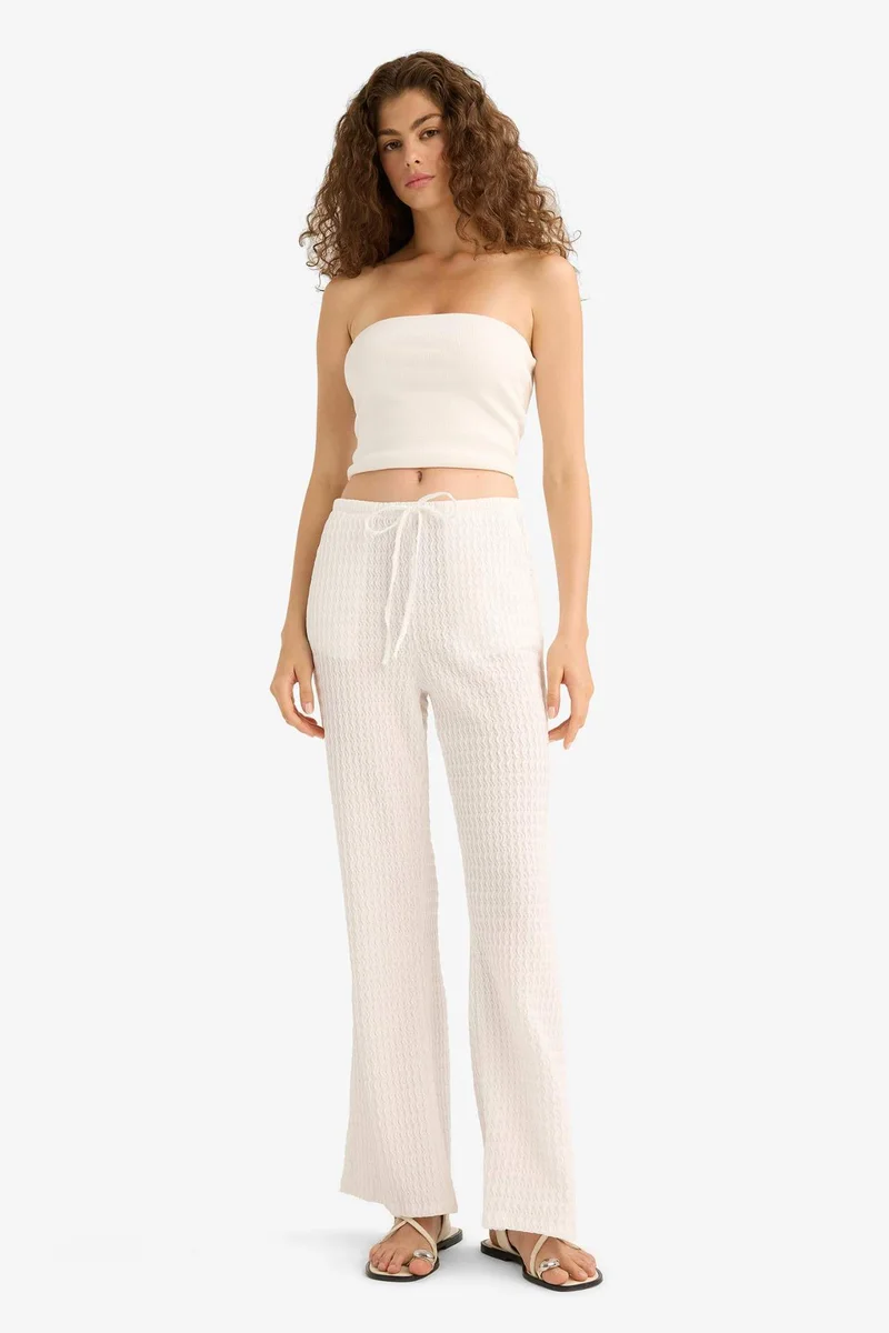ديفاكتو Wide Leg Regular Waist Crepe Trousers