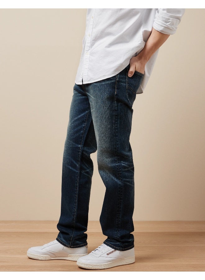 امريكان ايجل Mid Wash Straight Fit Jeans  - Image 5
