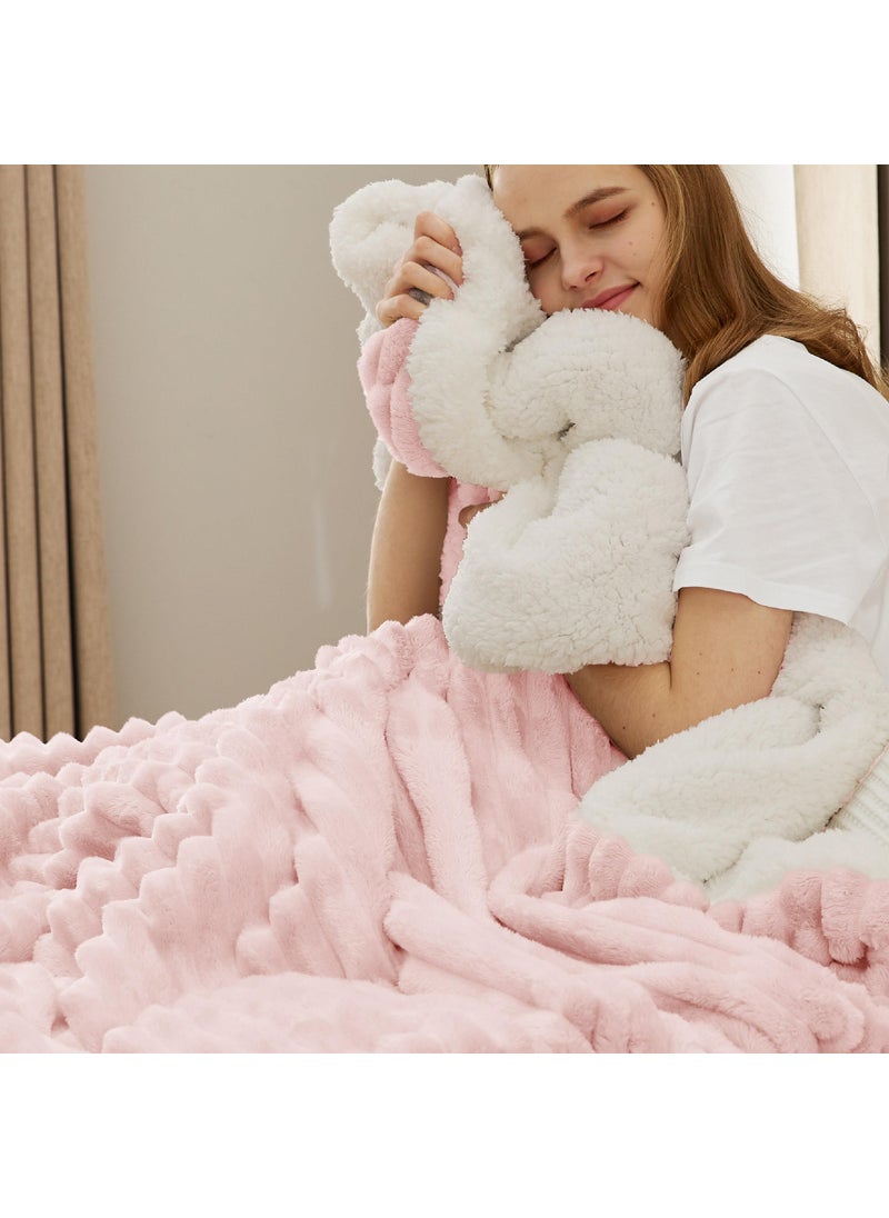Bedsure Bedsure Sherpa Blanket Twin Size for Couch - Super Soft Cozy Blanket for Bed  Fleece Thick Warm Blanket for Winter  Plush Pink Blanket Gift for Women  60x80 Inches  - Image 2