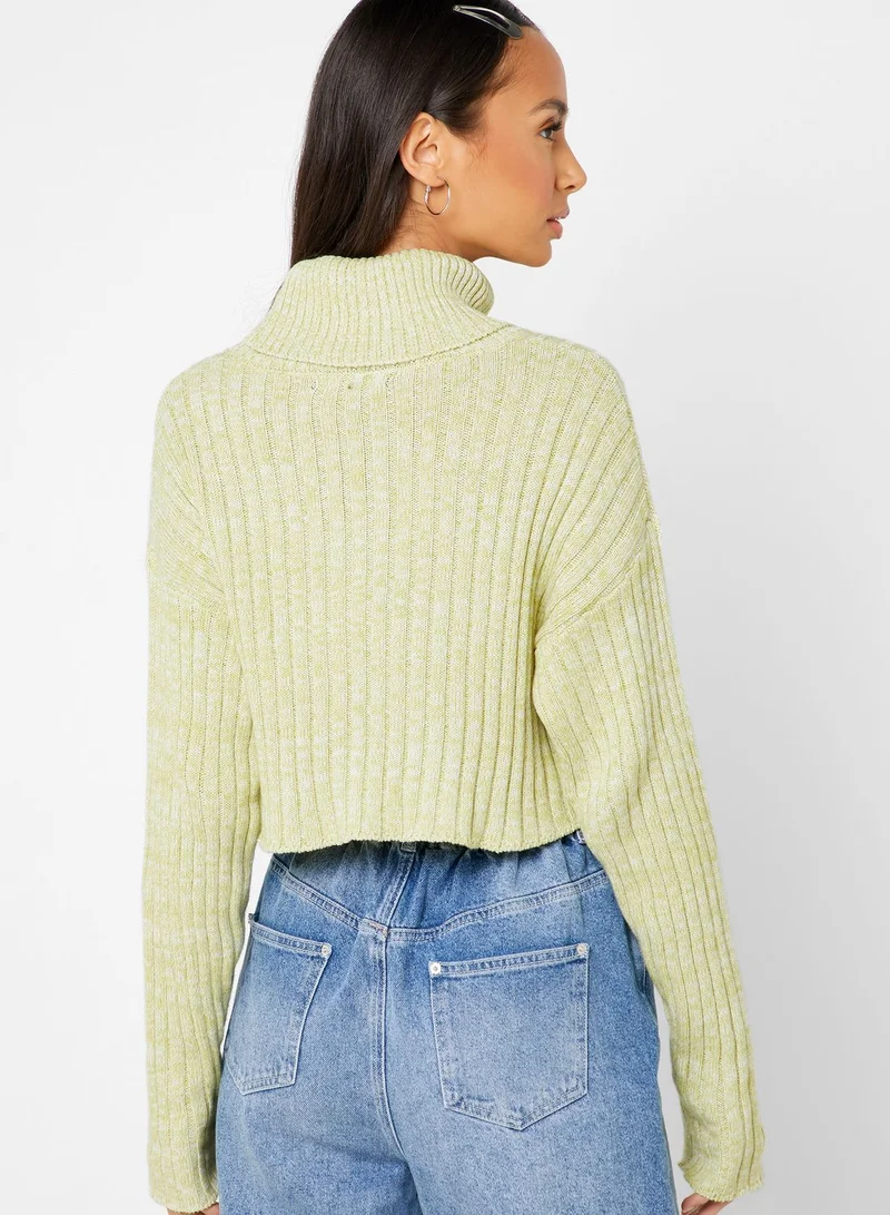 FOREVER 21 Roll Neck Cropped Sweater