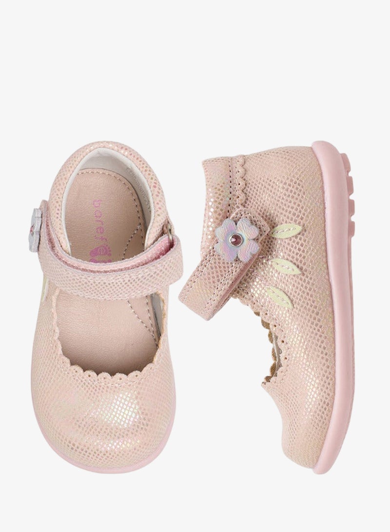 بيرفيت حذاء ماري جين بنقوش مع إغلاق بشريط لاصق - Image 3